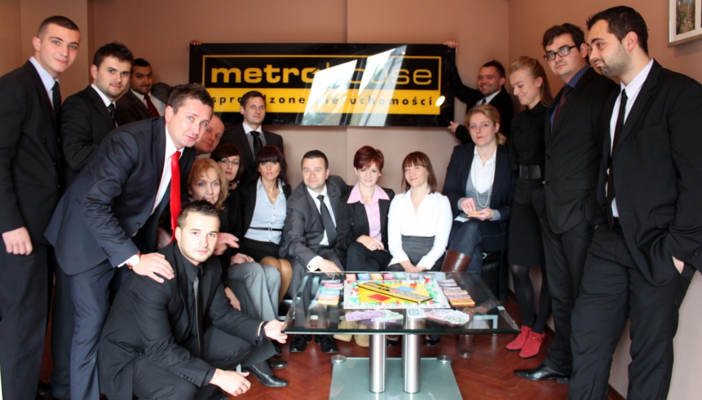 Dress Code Metrohouse